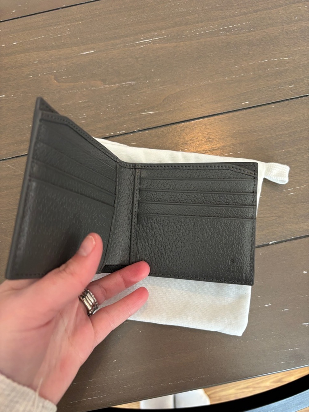 Gucci Black GG Canvas Bifold Card Wallet - Picture 2 of 4